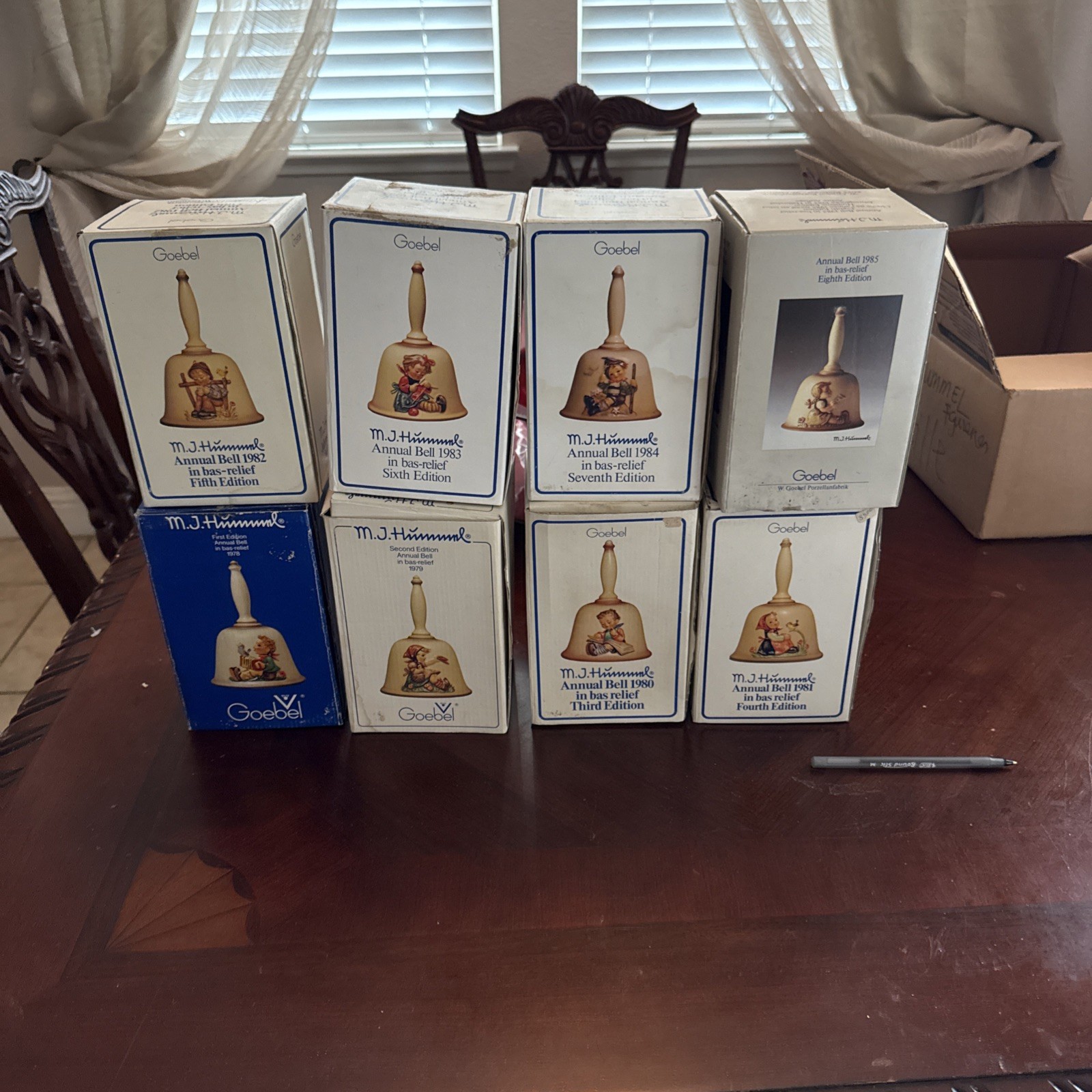 M.J. Hummel Goebel 1978 to 1985 Annual Bell set of 8