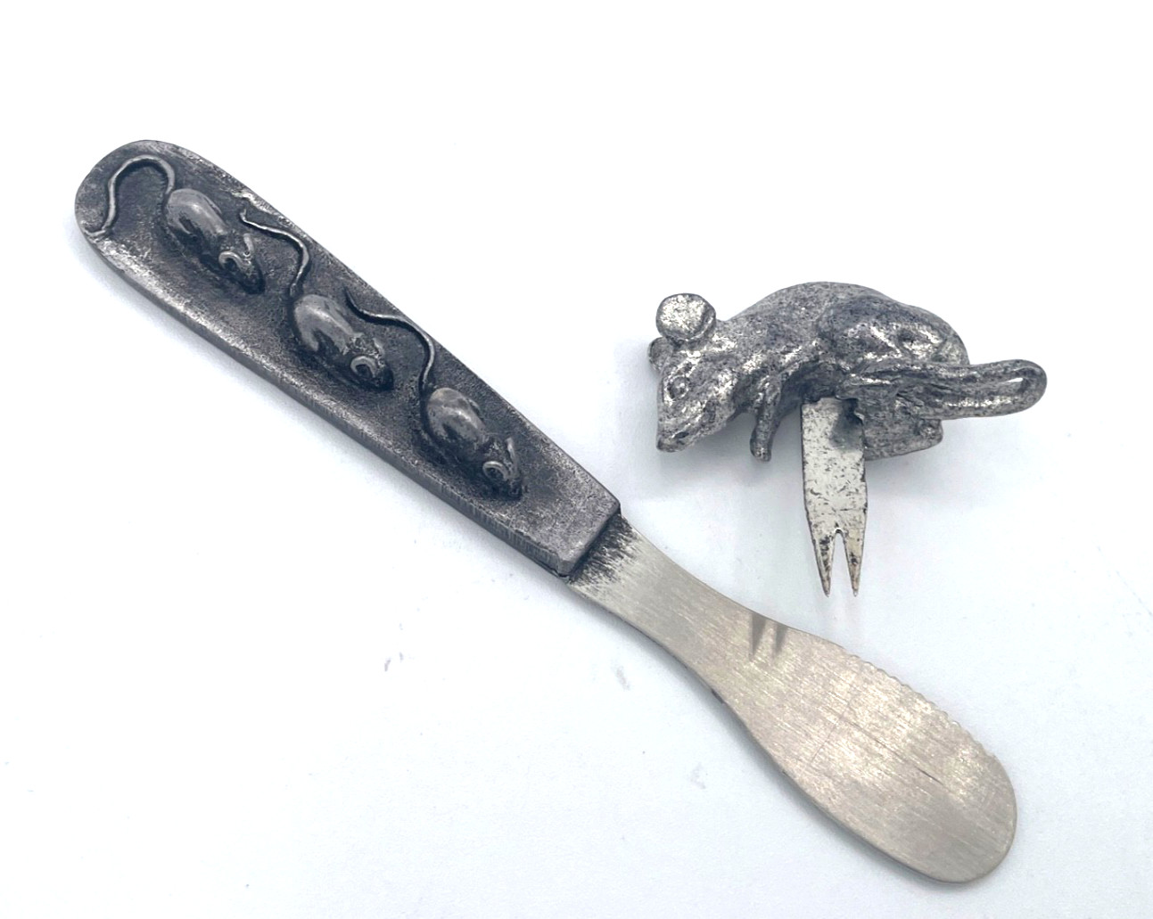 Vintage 1977 Metzke Pewter 3 Blind Mice Cheese Spreader Mouse Pick 2 Piece Set