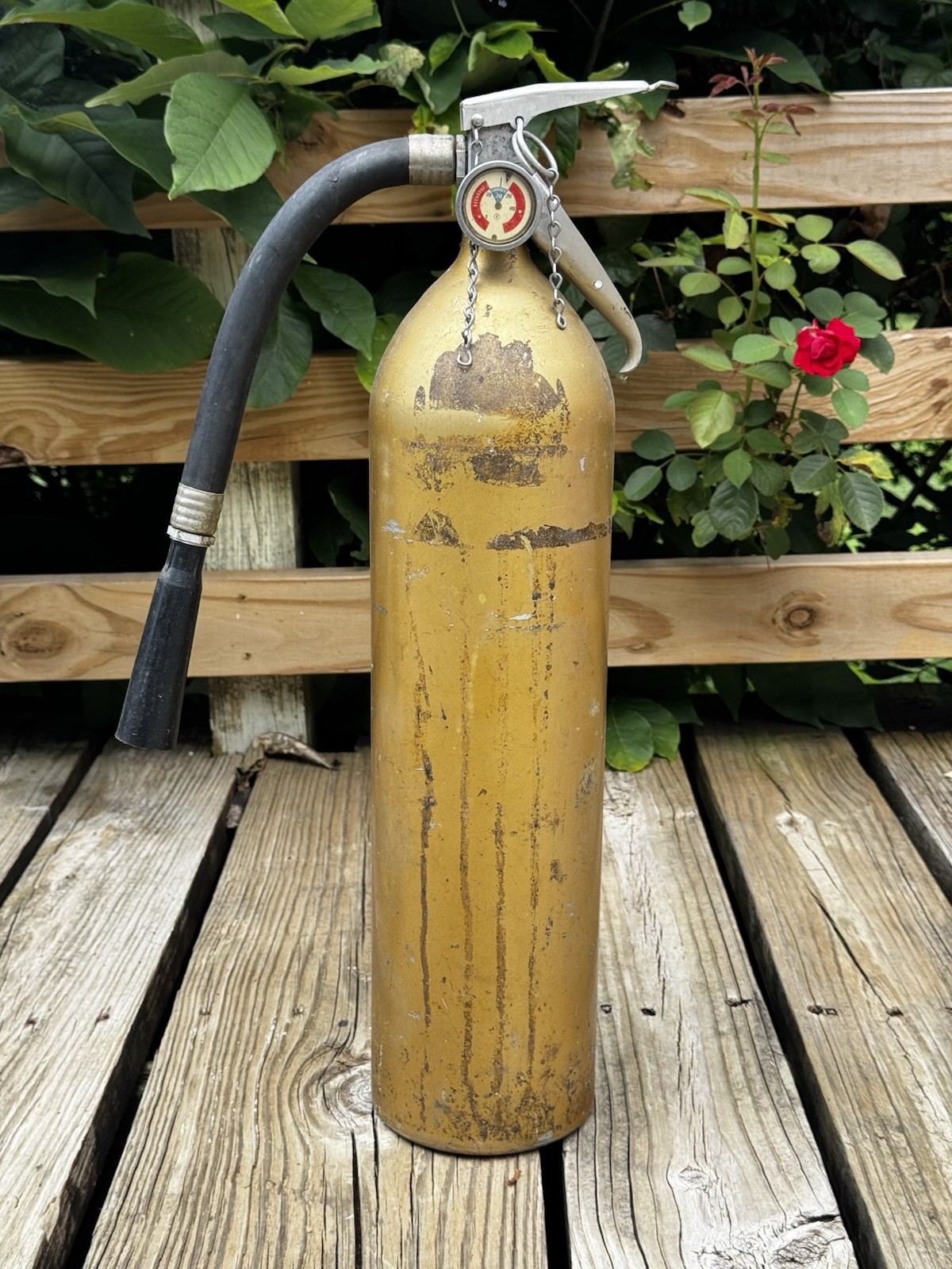 Vintage 1972 Gold Antique Power Pak ABC Fire Extinguisher EMPTY COLLECTORS ITEM