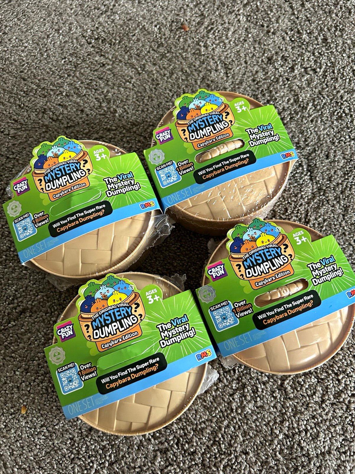 Crazy Fun Mystery Dumpling? Capybara Edition Blind Pack 