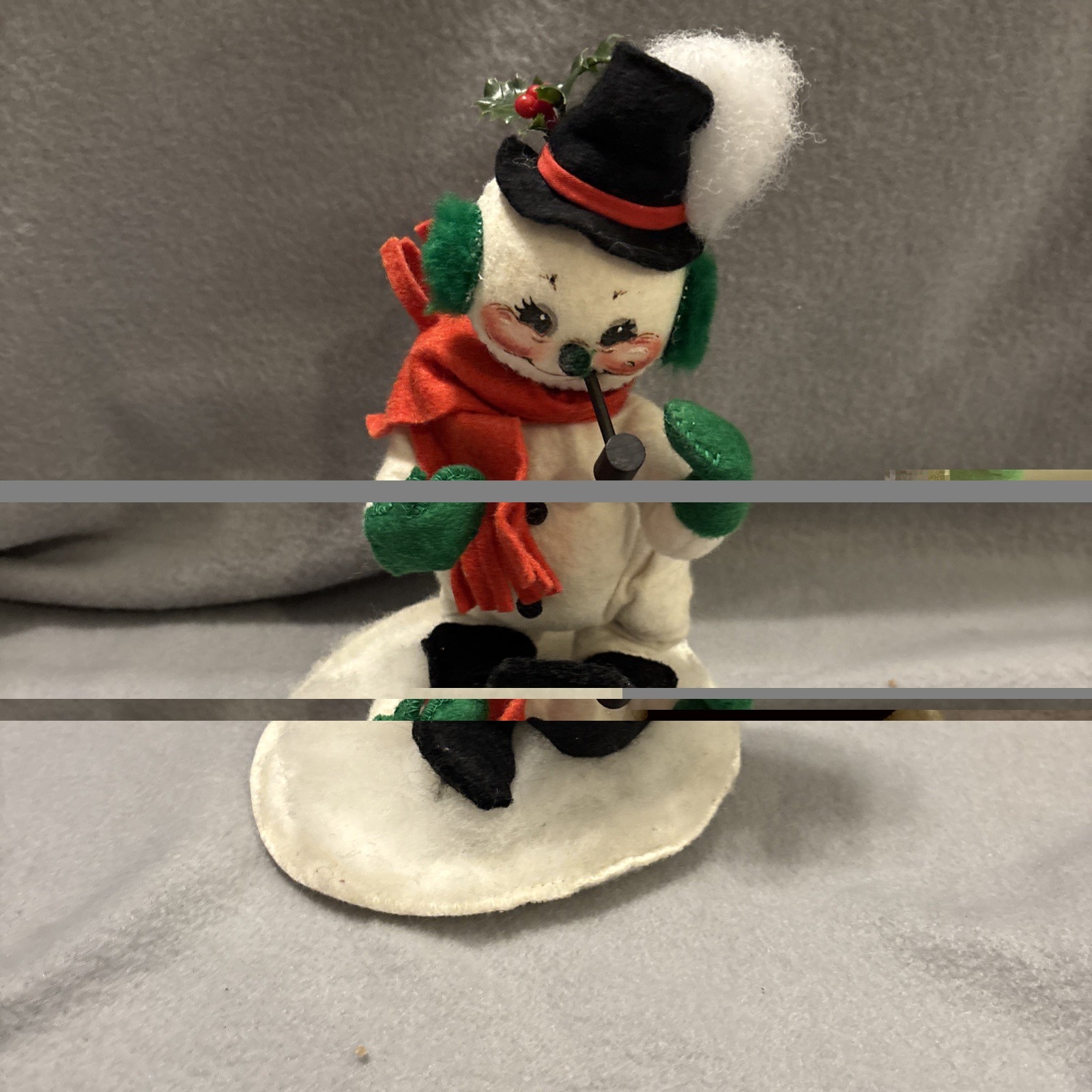 ANNALEE  DANCING SNOWMAN WITH PIPE & SMOKING HAT~9\