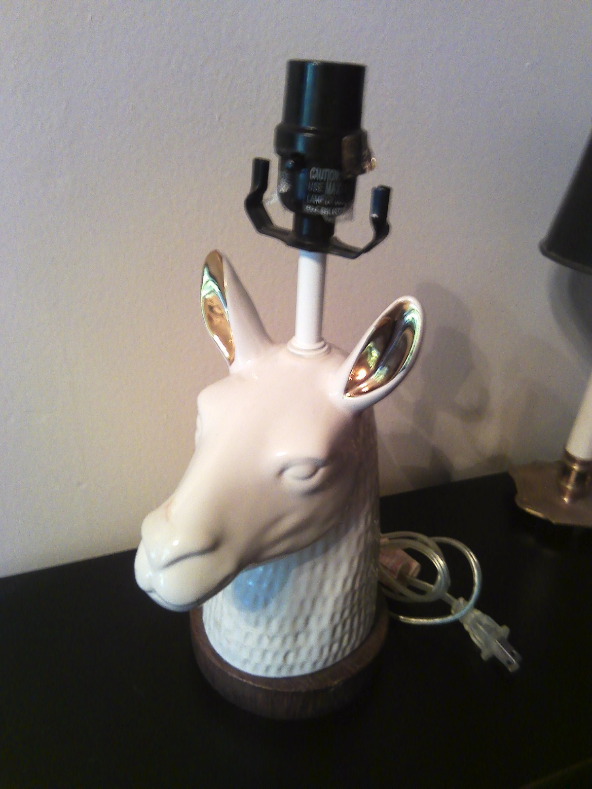 West Elm White Stag Deer Head Ceramic Table Lamp Gold Accent NWOT NO SHADE