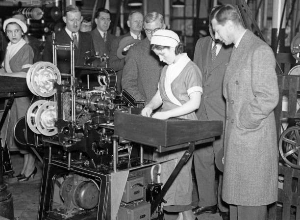 George IV 1895 1952 on a visit to Messrs Clarke Nicholls Coombs a - Old Photo