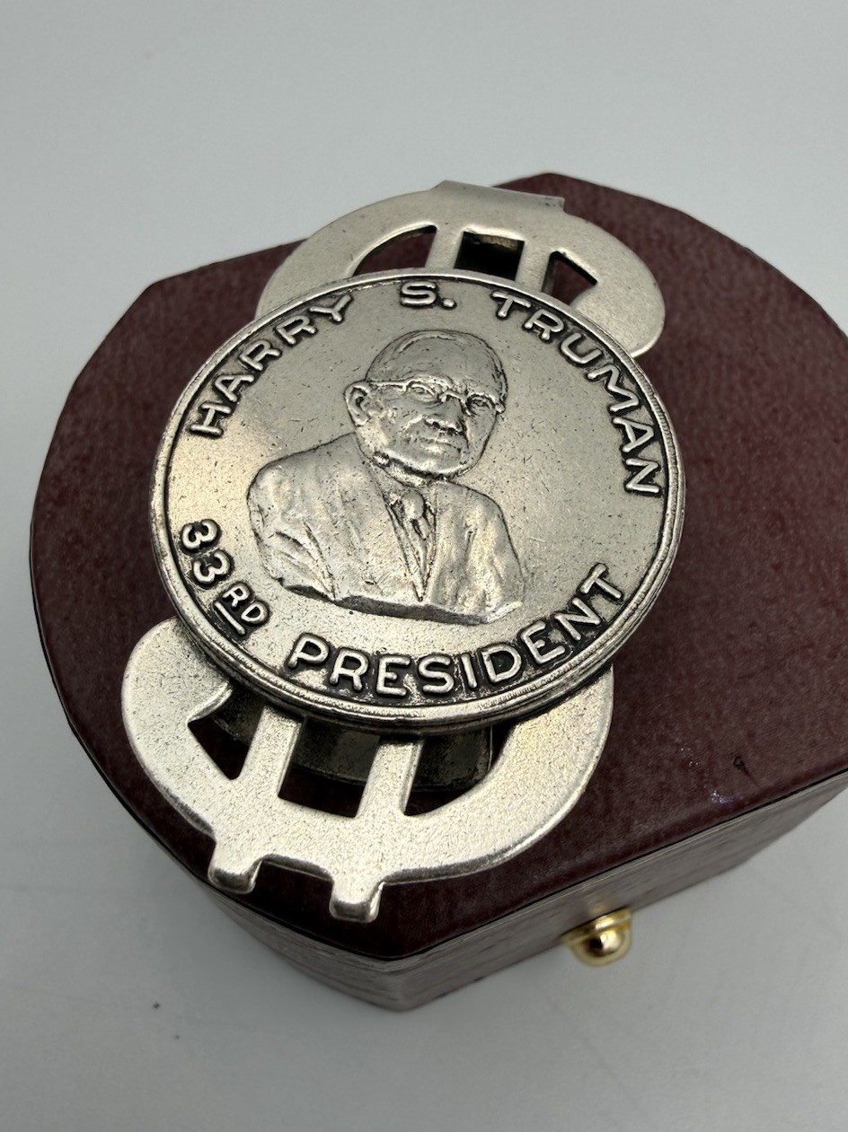 Vintage Harry S Truman 33rd President Dollar Sign Money Clip Commemorative Medal