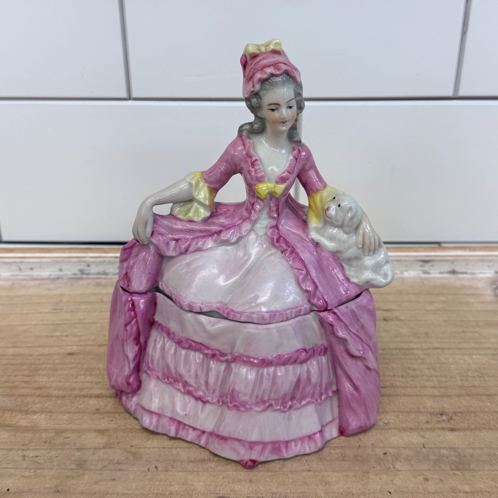 Antique Porcelain Lady  Pompadour  Powder Jar Dresser Box c. 1920s