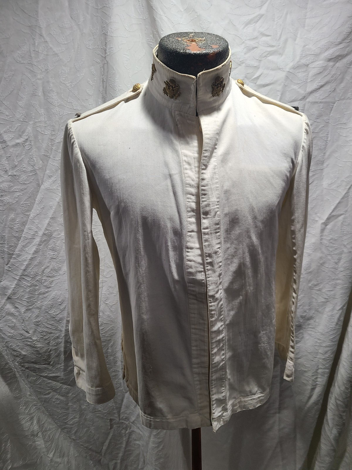 1895 Style Officer Undress Whites. 1903-1905 Gilt Collar Insignia, Medical Corp