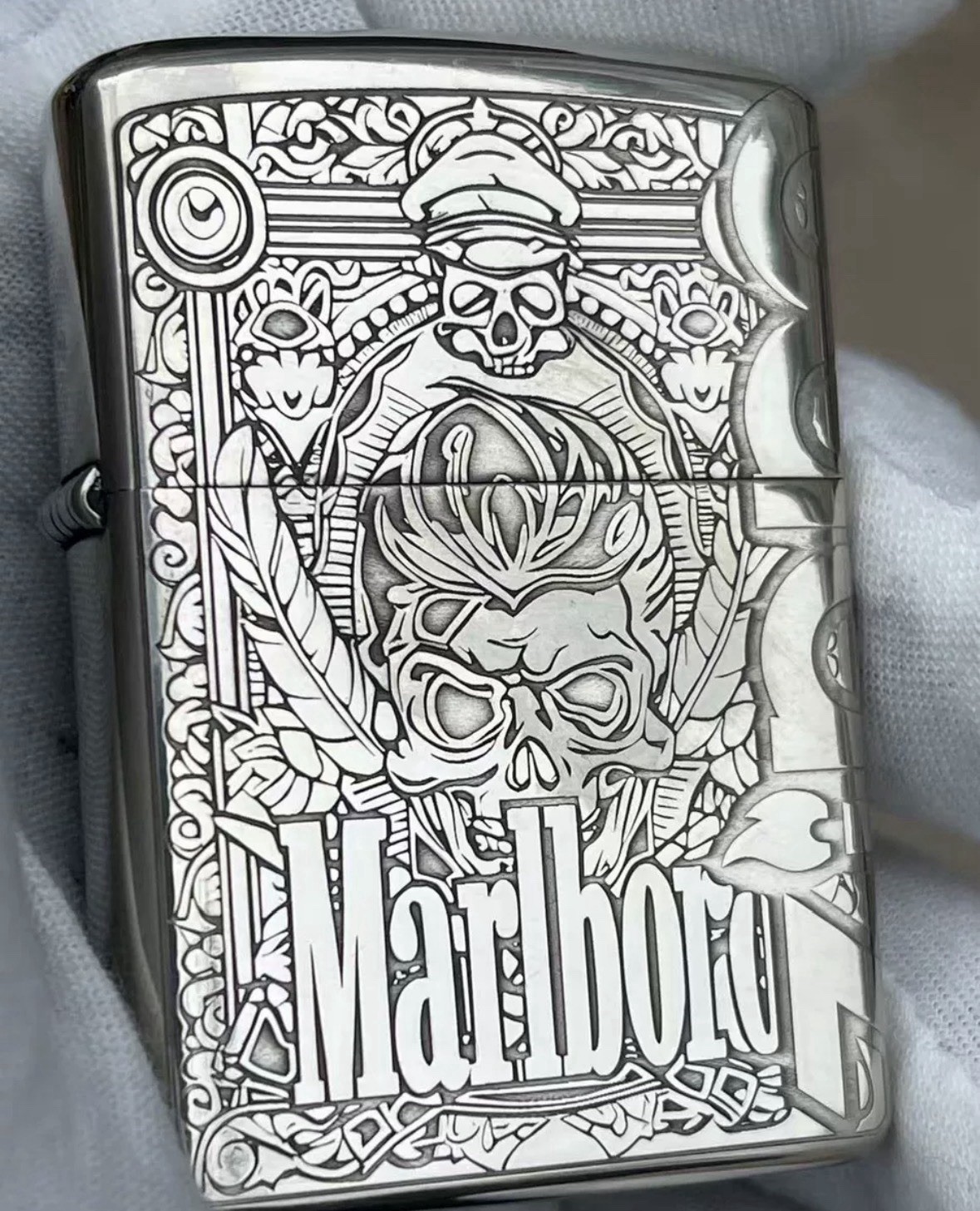 Marlboro Vintage Skull & Heart Zippo Lighter Silver 5 Sides In a New Box