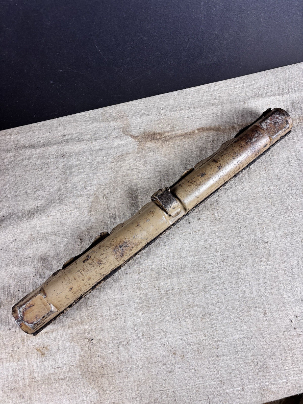 Original WWII German MG42 Dual Barrel Carrier Laufschützer 42 Dunkelgelb Camo