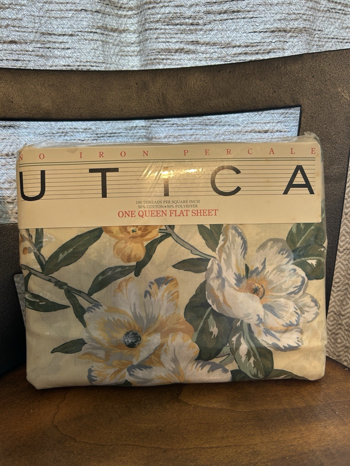 NOS 1995 Utica Queen Flat Sheets QUAKER HILL
