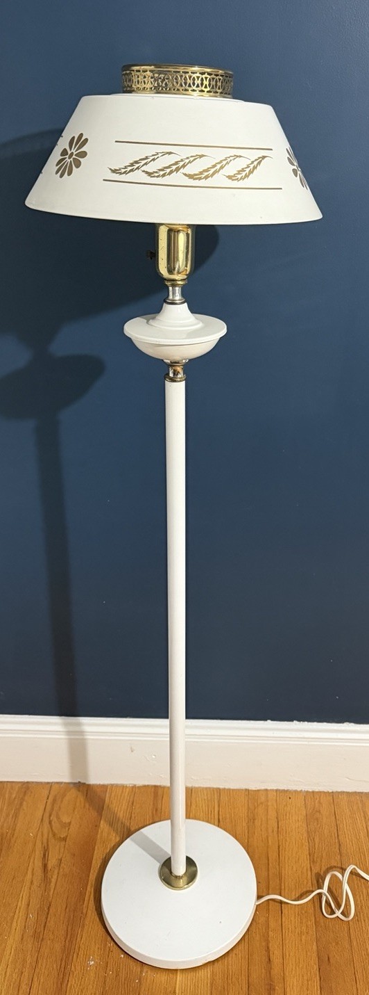 Vintage MCM White & Gold Toleware Floor Lamp With Shade Local Pickup