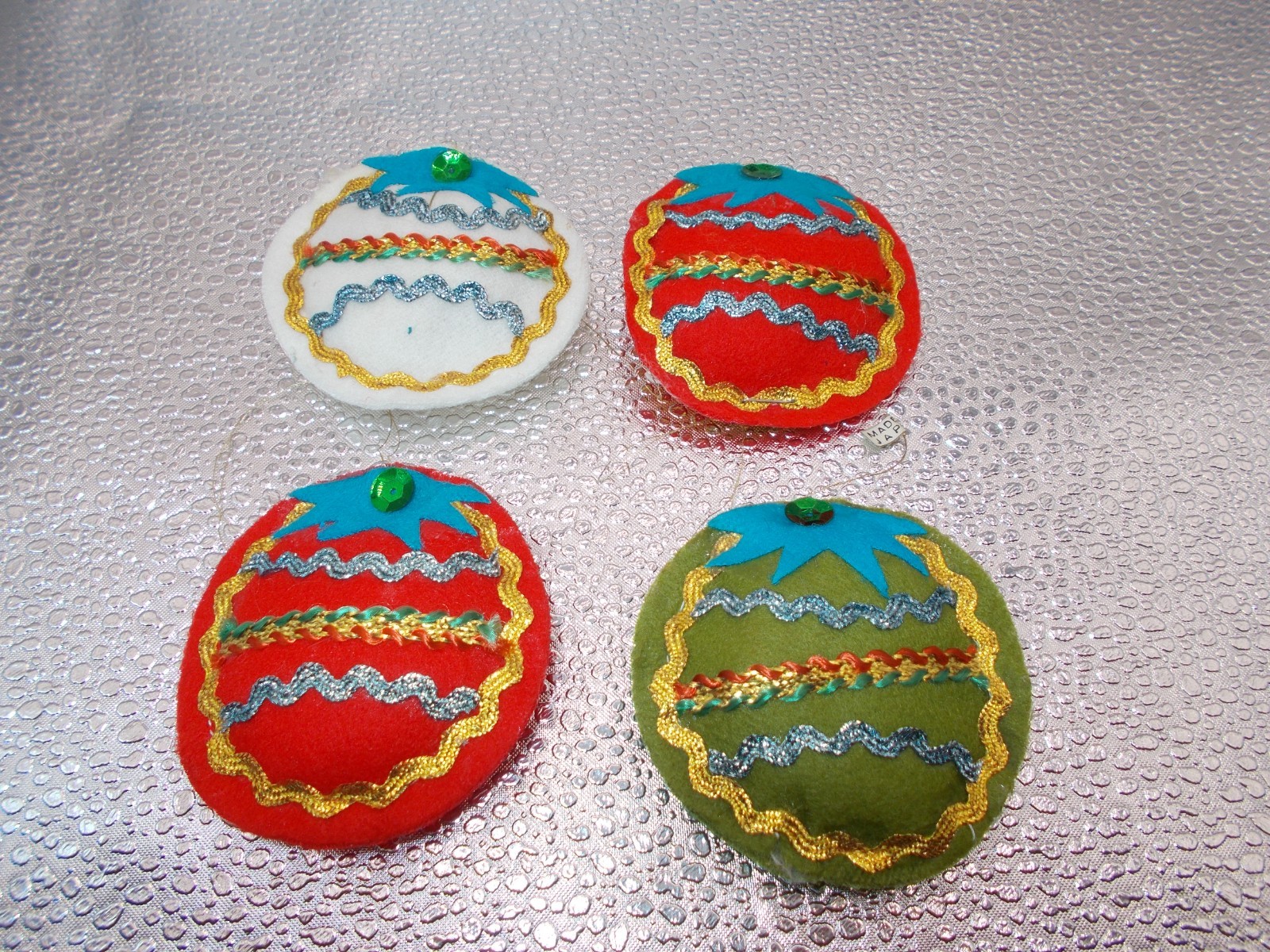 4 Vintage Felt Christmas Ornaments Made in Japan