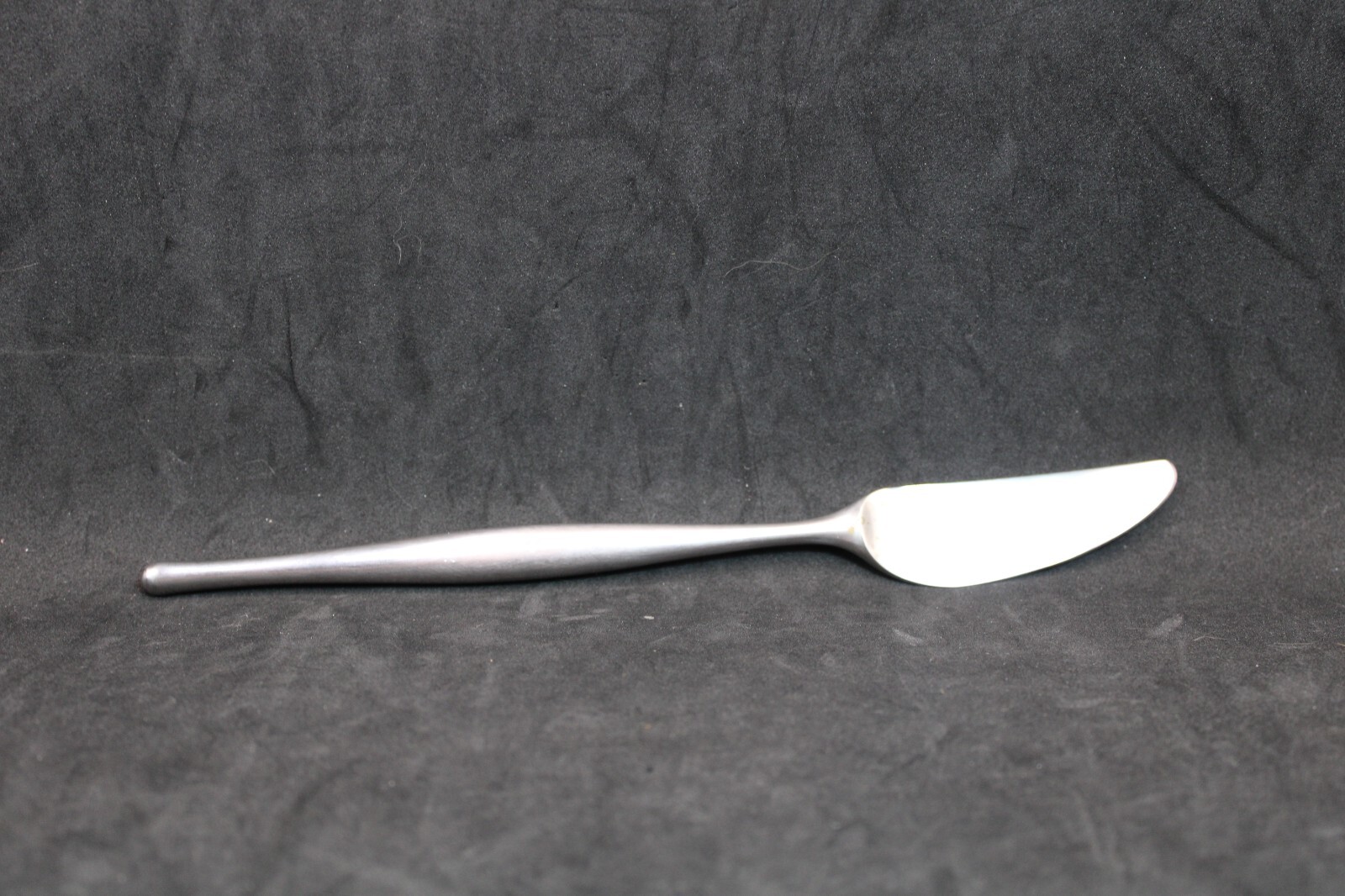 VINTAGE TOWLE LAUFFER STAINLESS DESIGN 3 III MID CENTURY NORWAY DINNER KNIFE