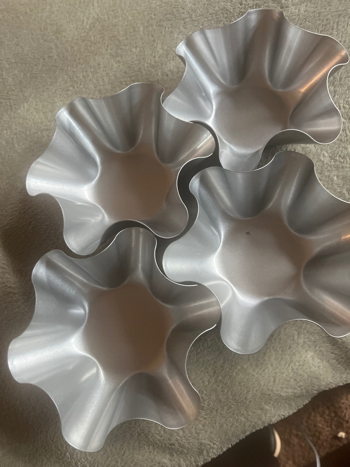 Wilton Vintage Fluted Aluminum Cake Tins Set of 4