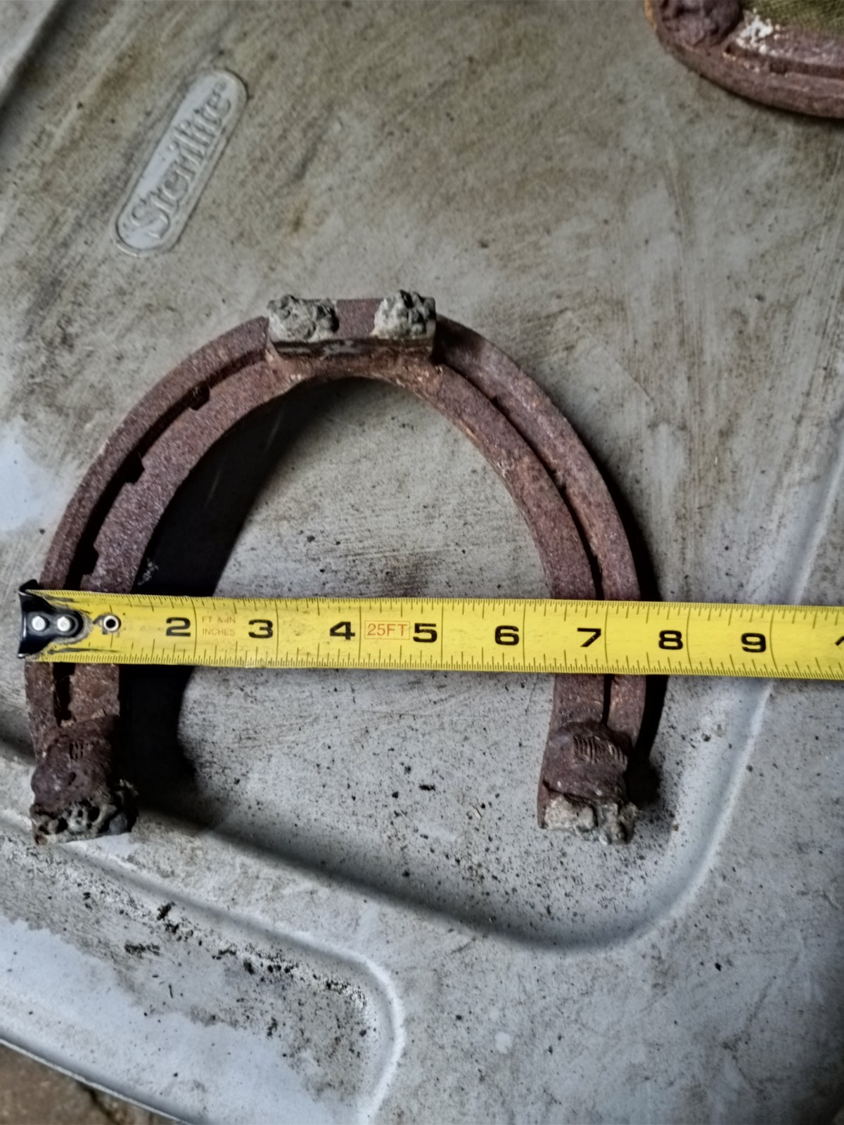 Giant Draft Horse Pulling Shoe