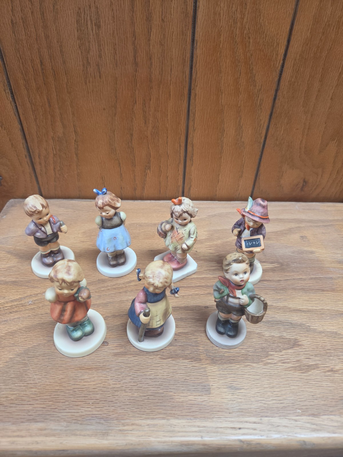 hummels- assorted-lot of 7 pcs