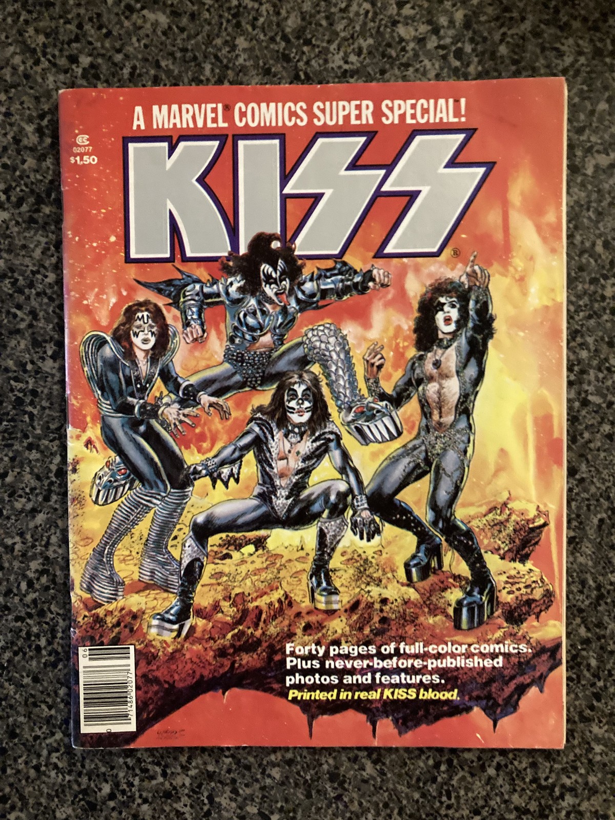 MARVEL SUPER SPECIAL FEATURING KISS PRINTED IN REAL KISS BLOOD W/Cert of Auth
