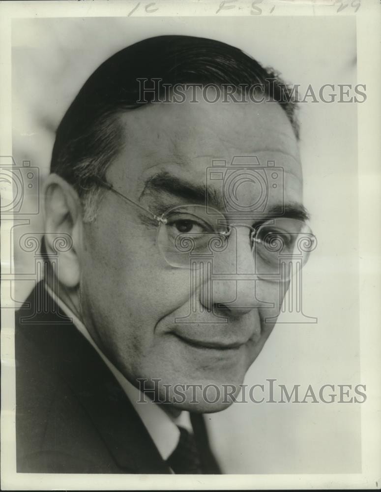 1974 Press Photo Dr. Carlton Fredericks, author and nutritionists in New Orleans