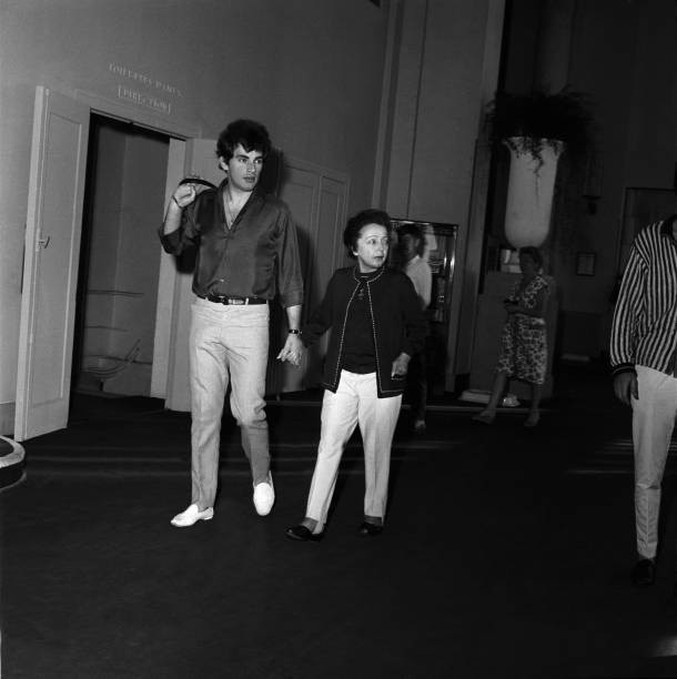 Edith Piaf and her husband Theo Sarapo backstage at the Olympia 1962 Old Photo