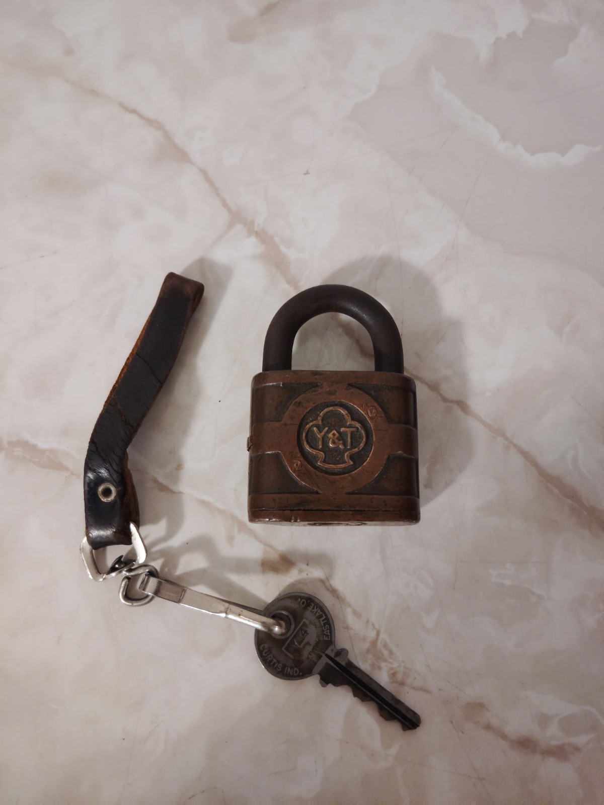 Vintage Antique Old Yale & Towne Padlock Lock With Key