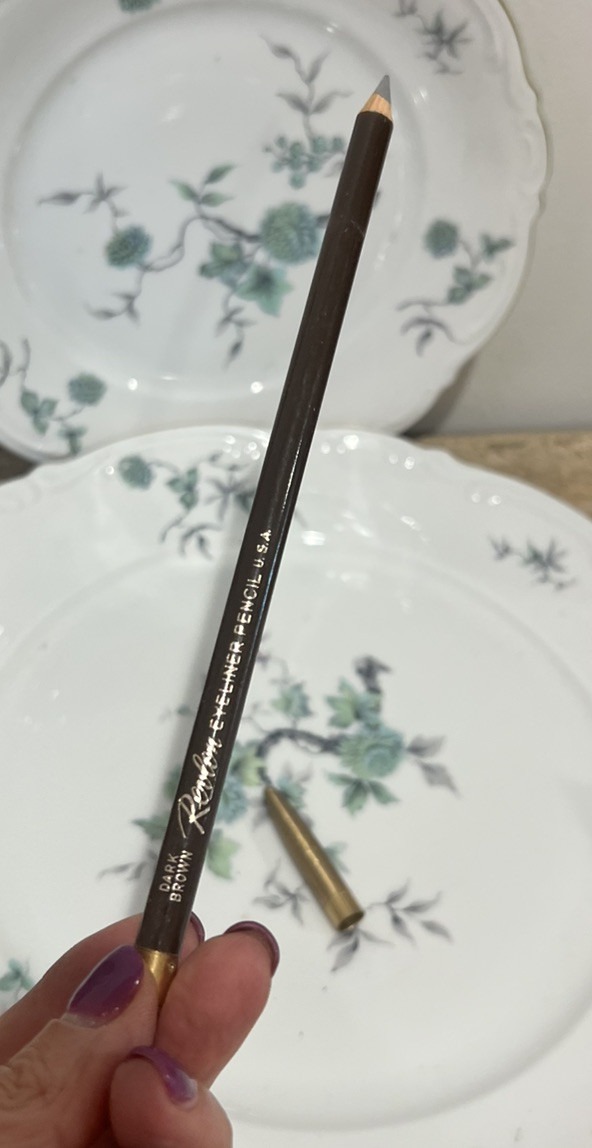 VINTAGE REVLON COLLECTIBLE EYE LINER EYE PENCIL EYELINER DARK BROWN NEW