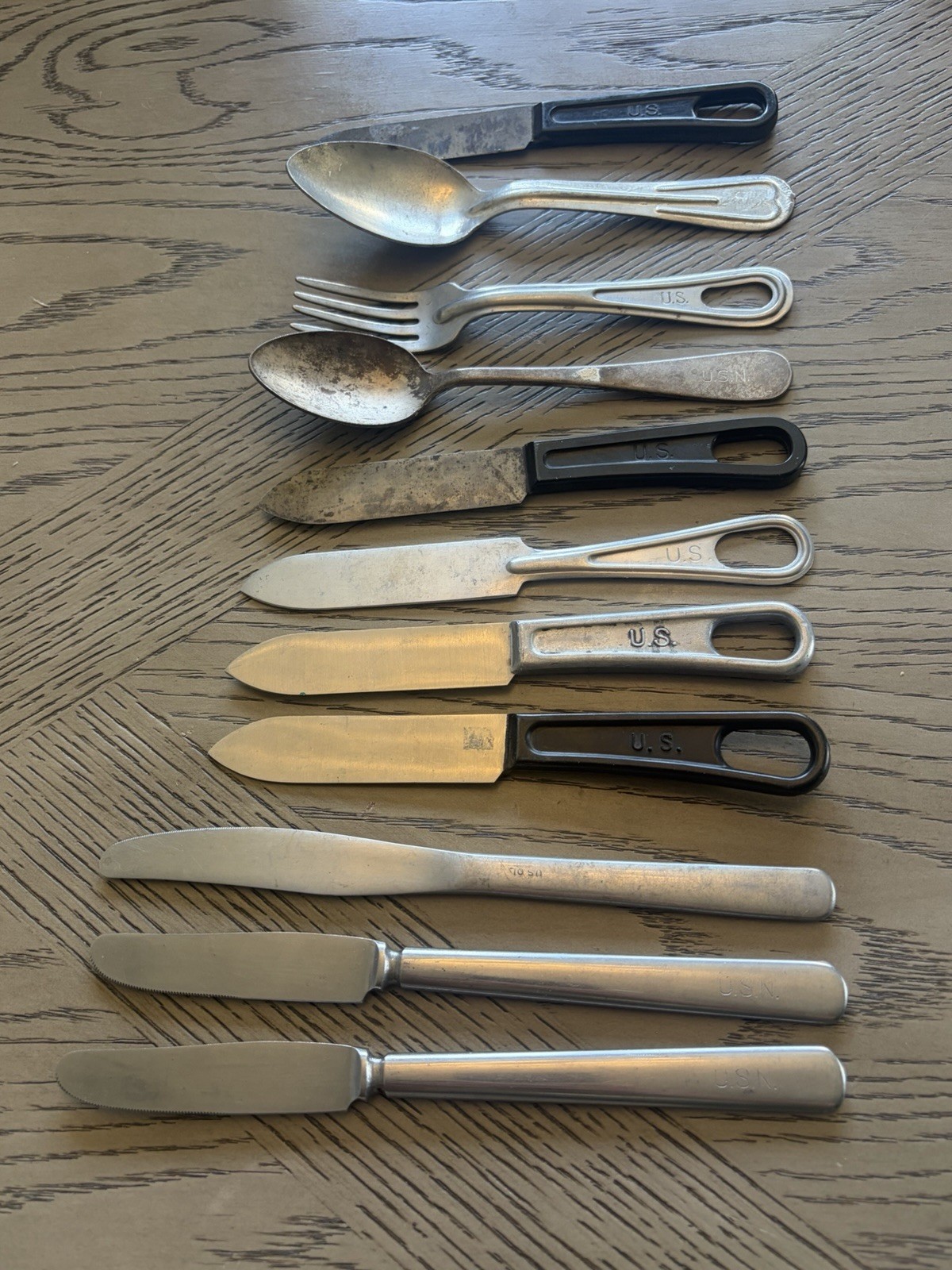 11 Pc US Army WW2 Era Utensils Set
