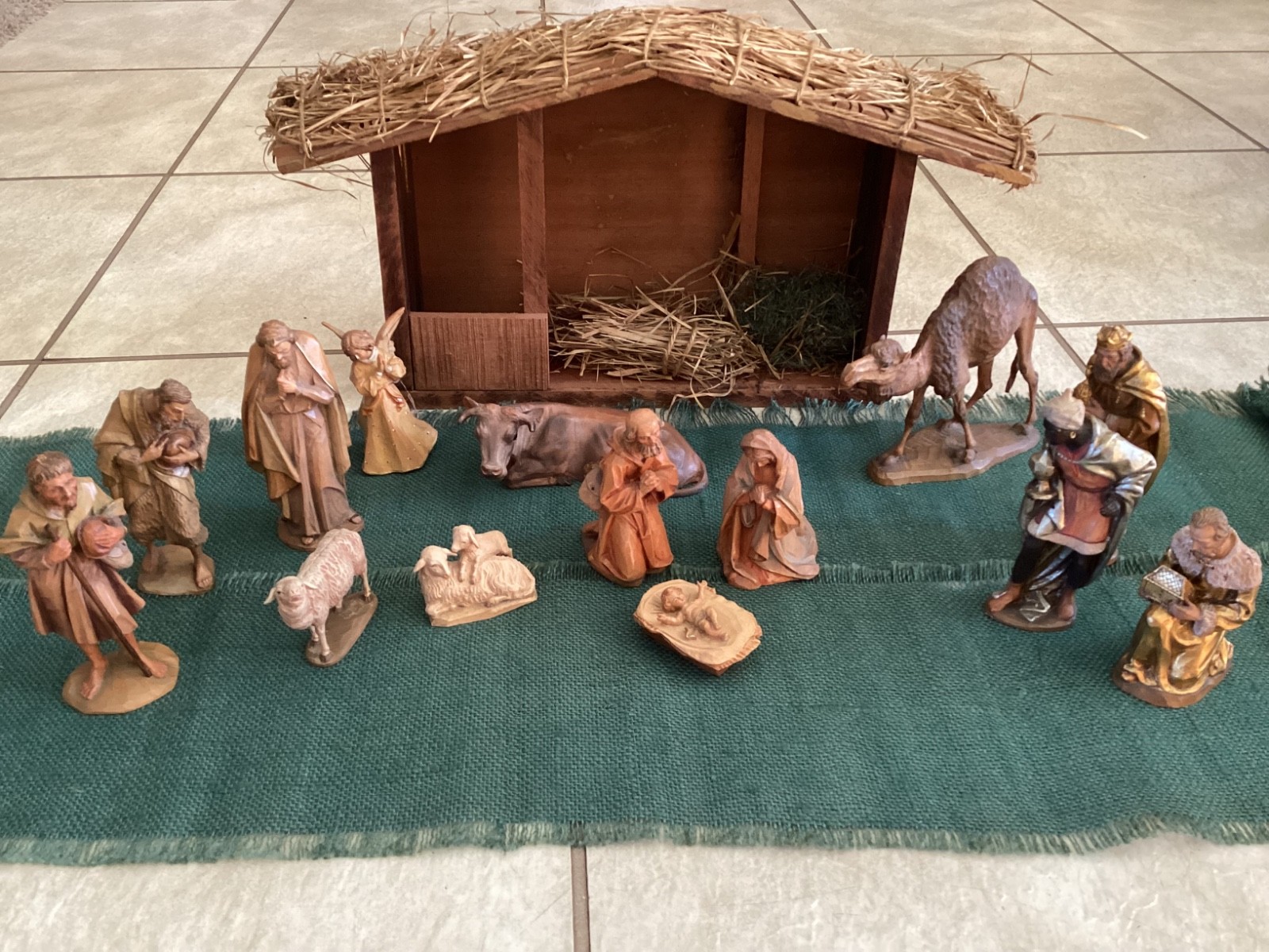 Vintage ANRI Karl Kuolt 15 Pc Nativity Set