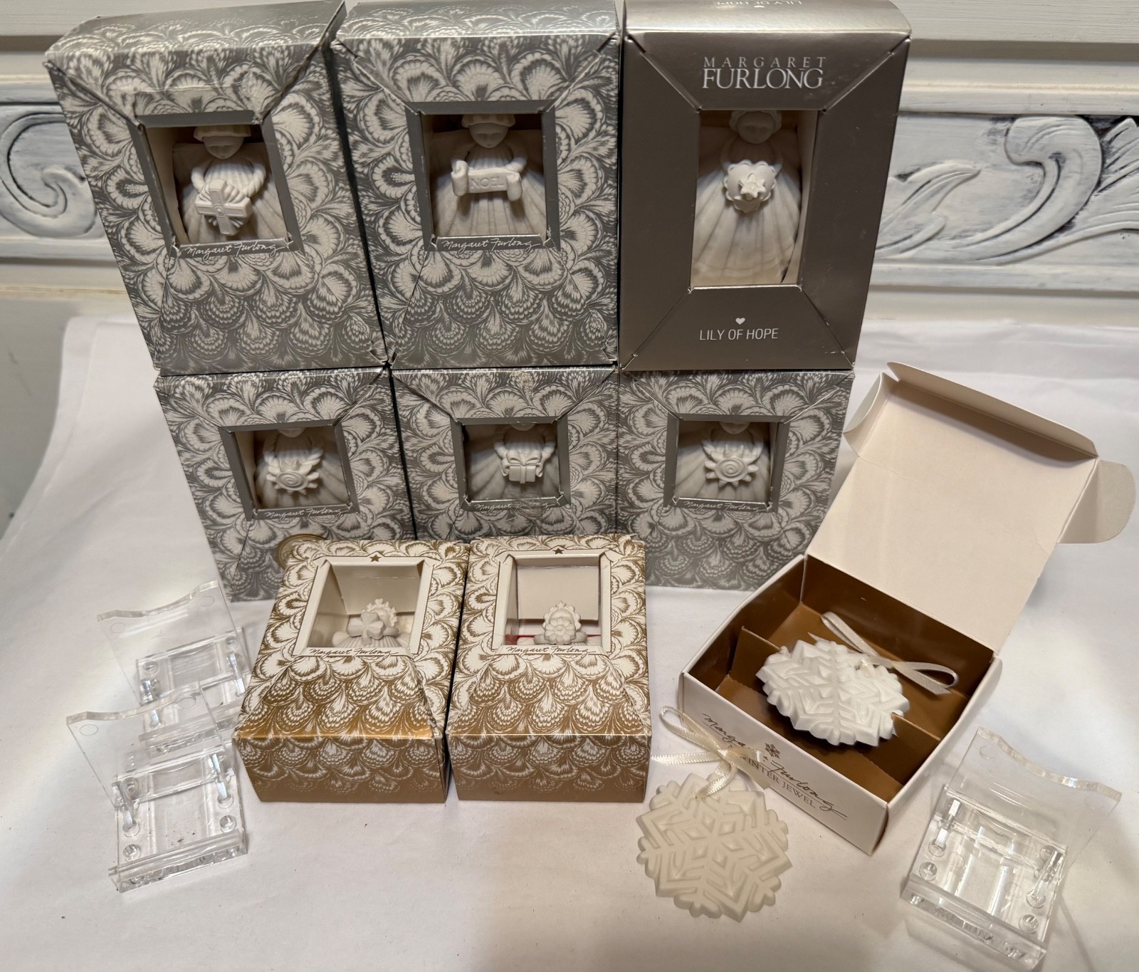 Margaret Furlong Lot 8 Vintage Porcelin Shell Angel Ornament In Box 2 Snowflakes