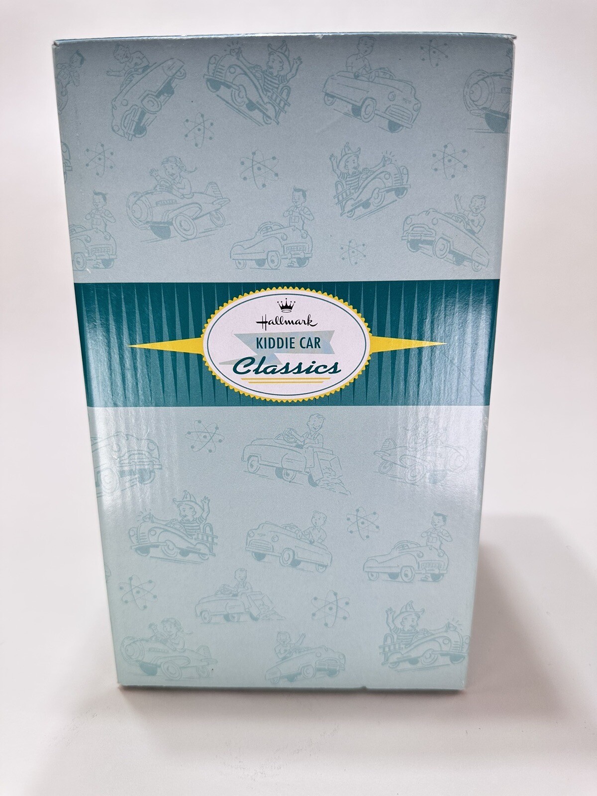 Hallmark Kiddie Car Classics - 1935 Garton Pontiac Pedal Car - Limited Edition