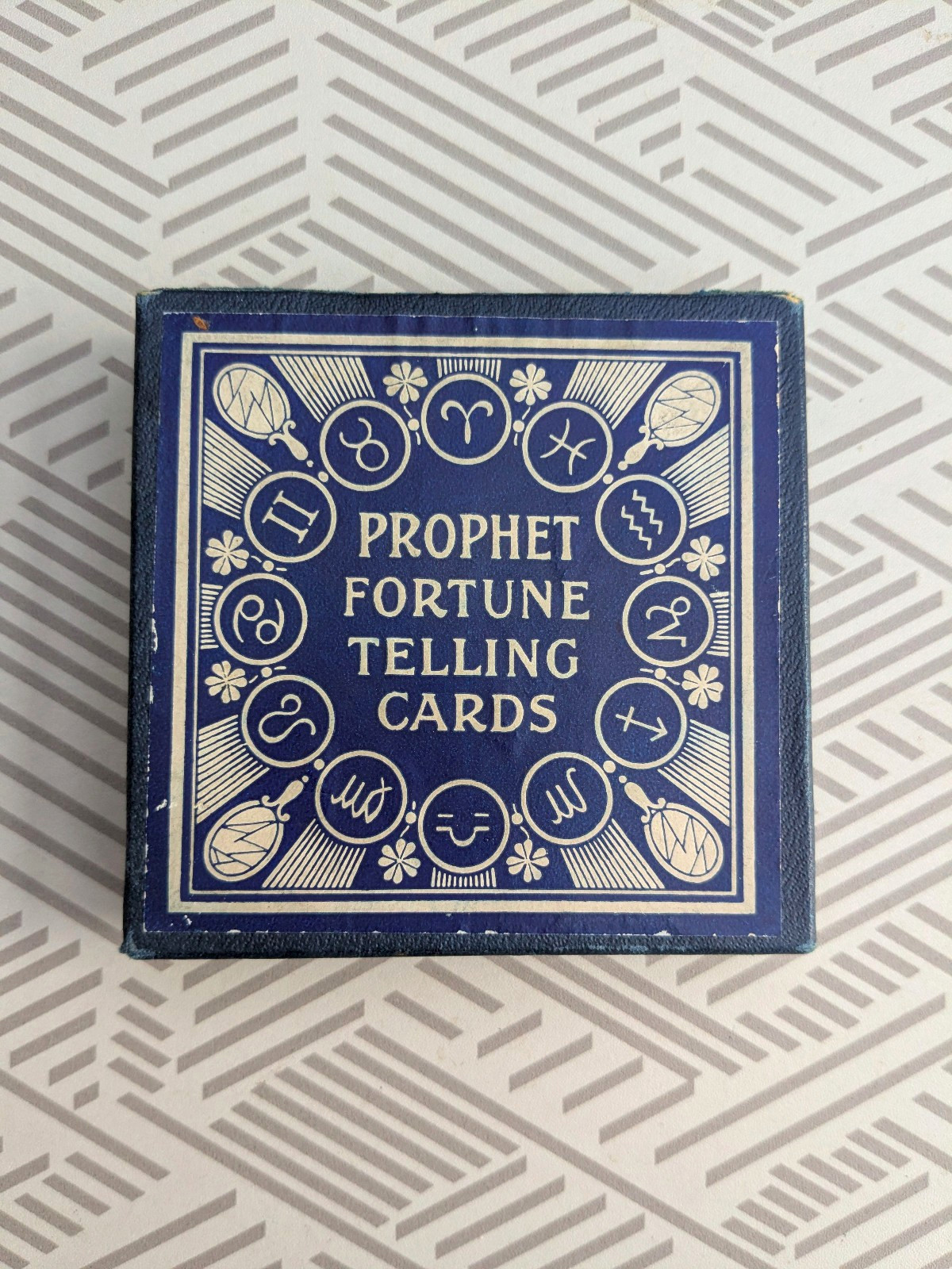 Rare Vintage 1933 Prophet Fortune Telling Cards Thomas De La Rue Divination Box