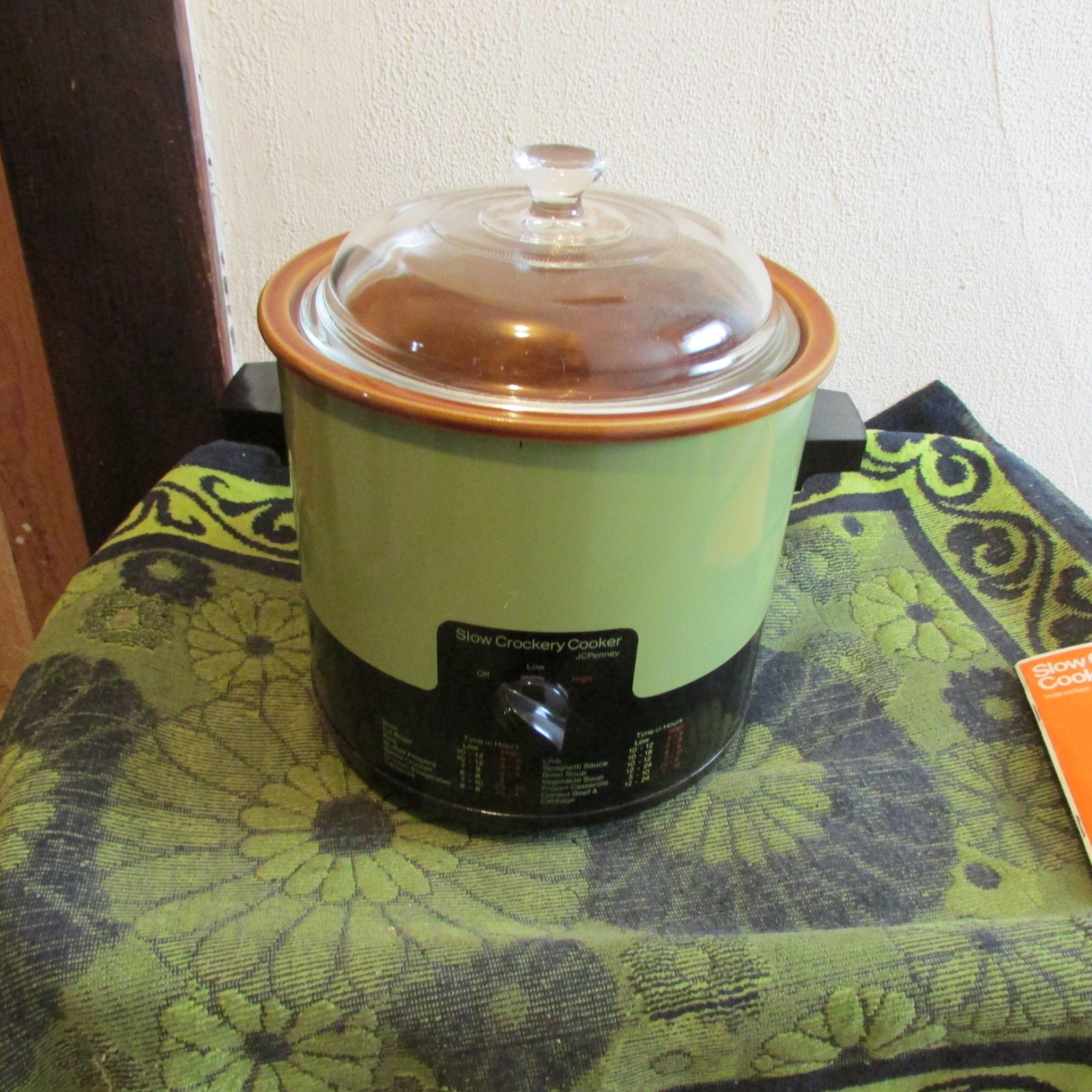 EUC~ Vintage JC Penny Slow Crockery Cooker. Bean Cooker, Crock Pot, Slow Cooker