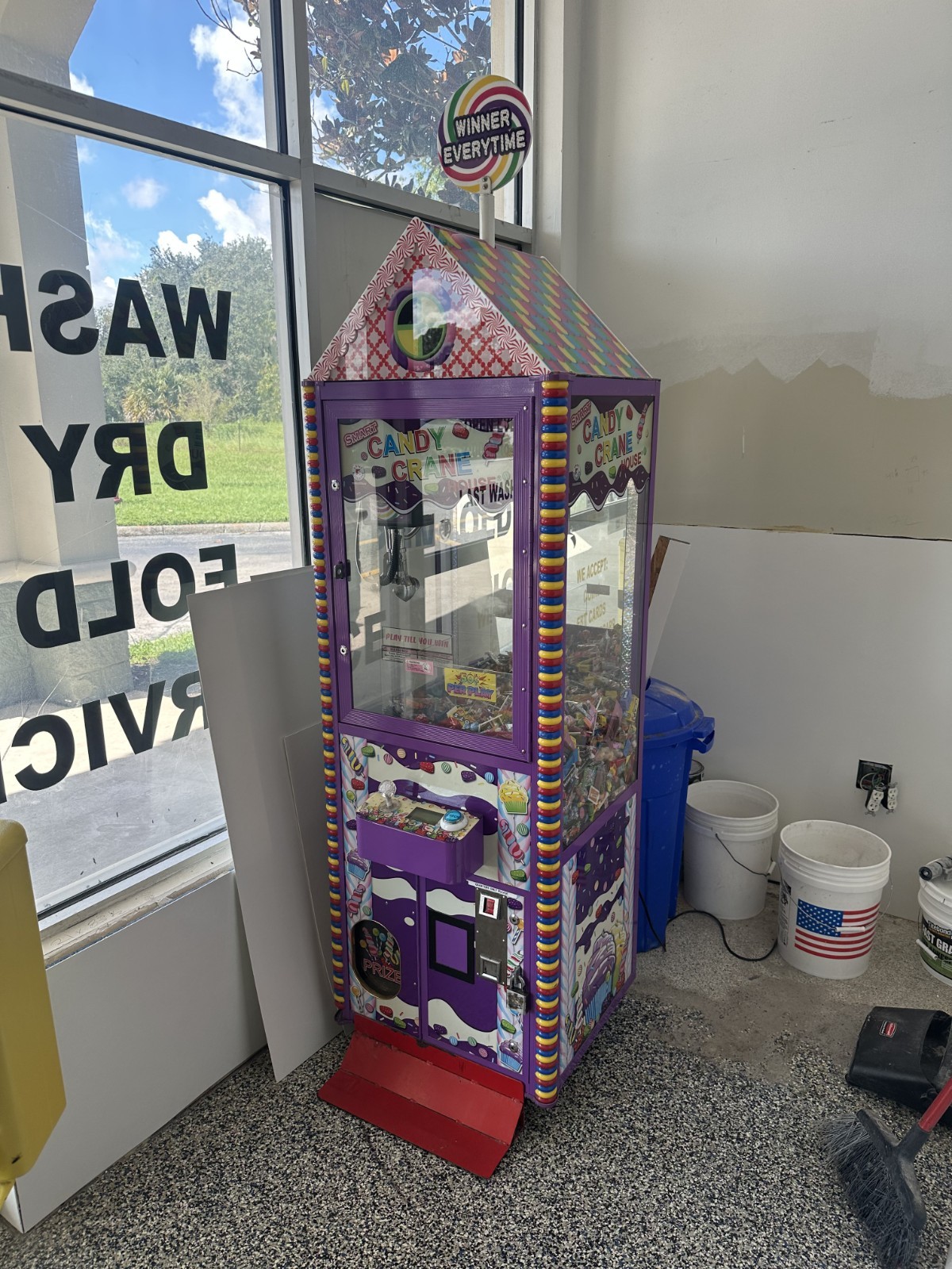 Smart Candy Crane Claw Machine | Fully Functional | Local Pickup Clermont, FL