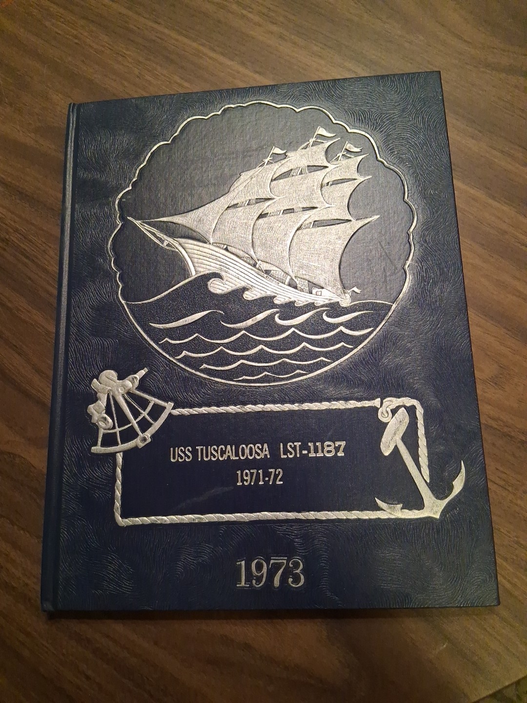 USS Tuscaloosa  1971 - 72 Cruise Book Westpac
