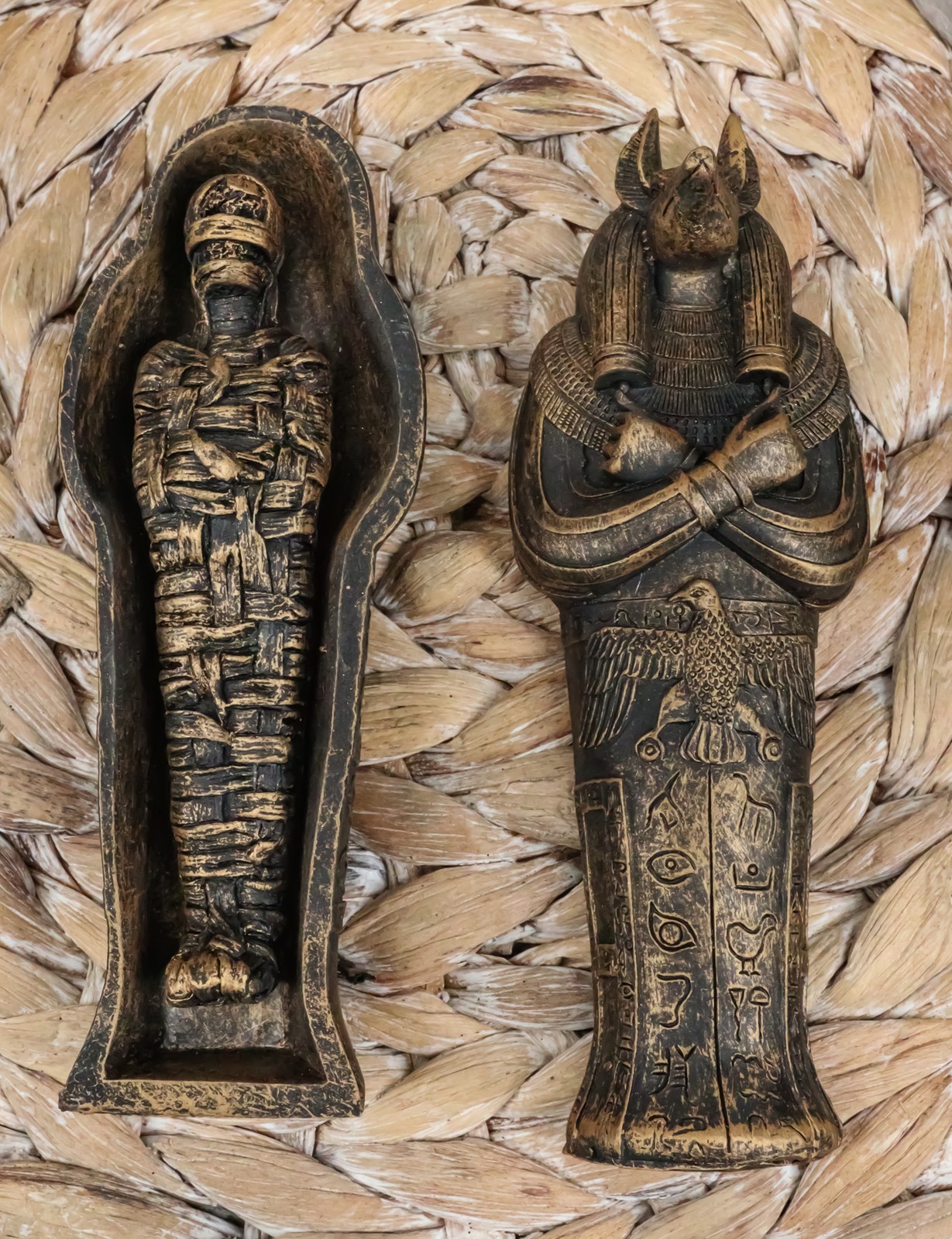 Ebros Egyptian Sarcophagus Box with Mummy Figurine 5.25