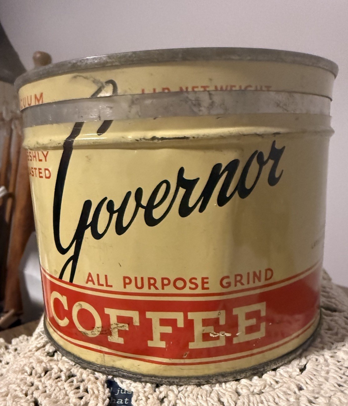 VINTAGE  GOUVERNEUR # 1 KEYWIND COFFEE TIN COOL GRAPHICS