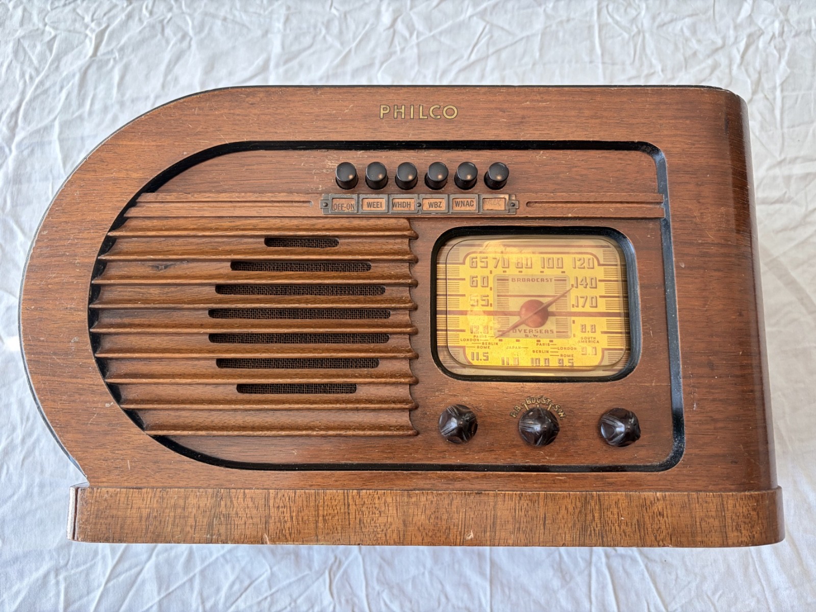 1941 Philco Radio \