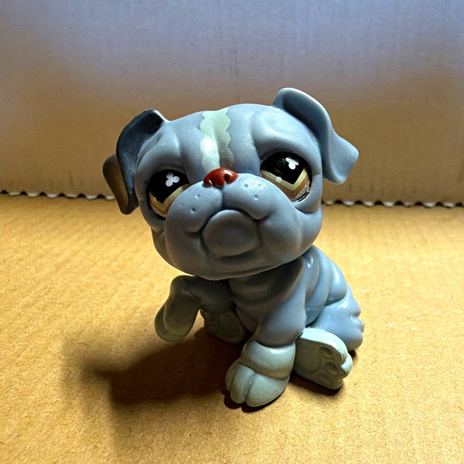 Gray Bulldog Dog lps #668