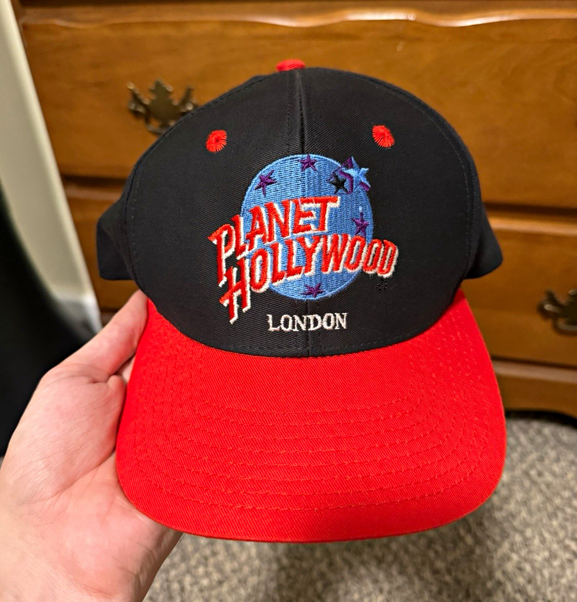 Planet Hollywood London Vintage Black/Red Snapback Hat Cap One Size Cotton