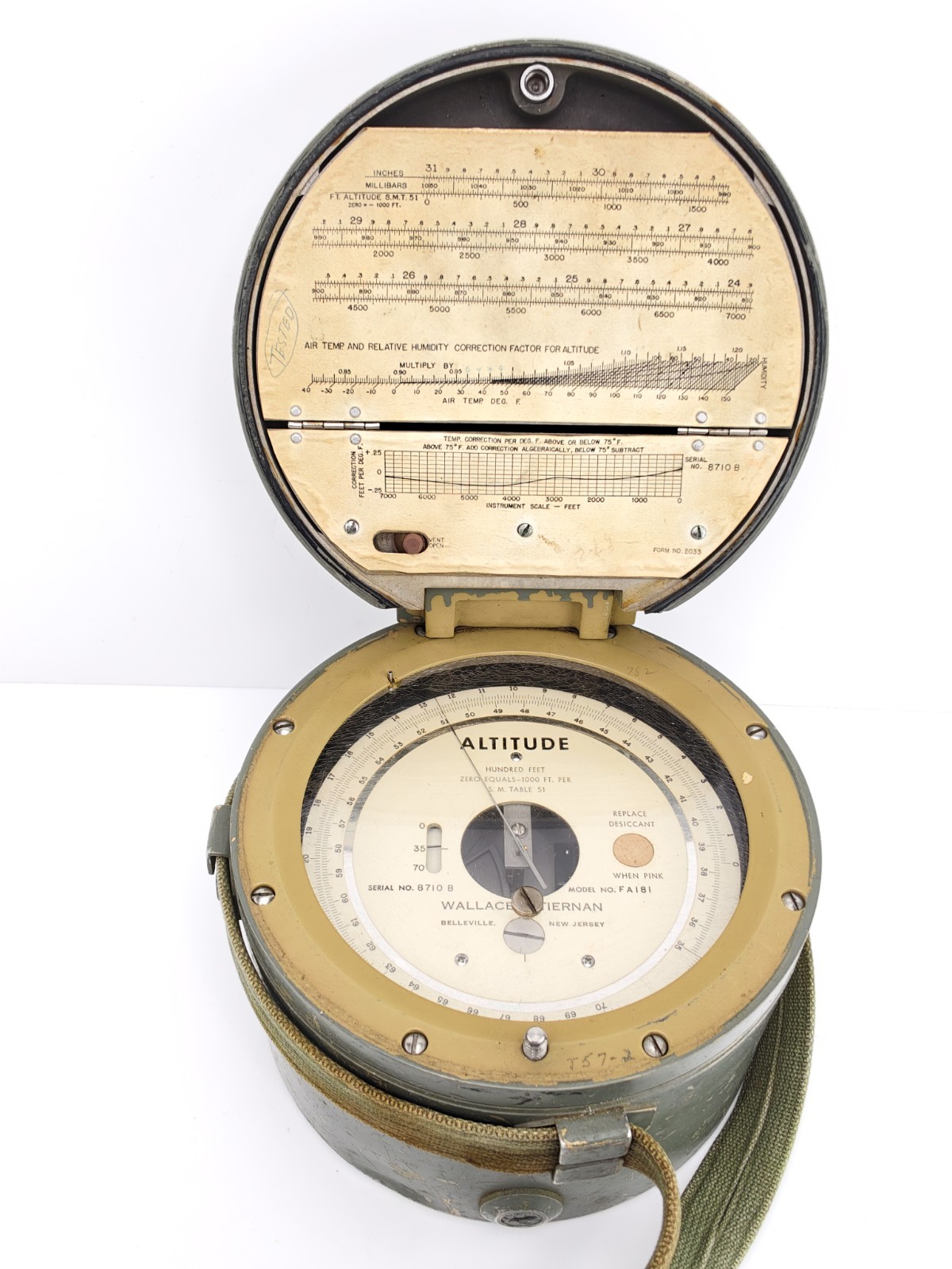Vintage Wallace & Tiernan FA 181 Portable Altimeter Instrument FA181 US Military
