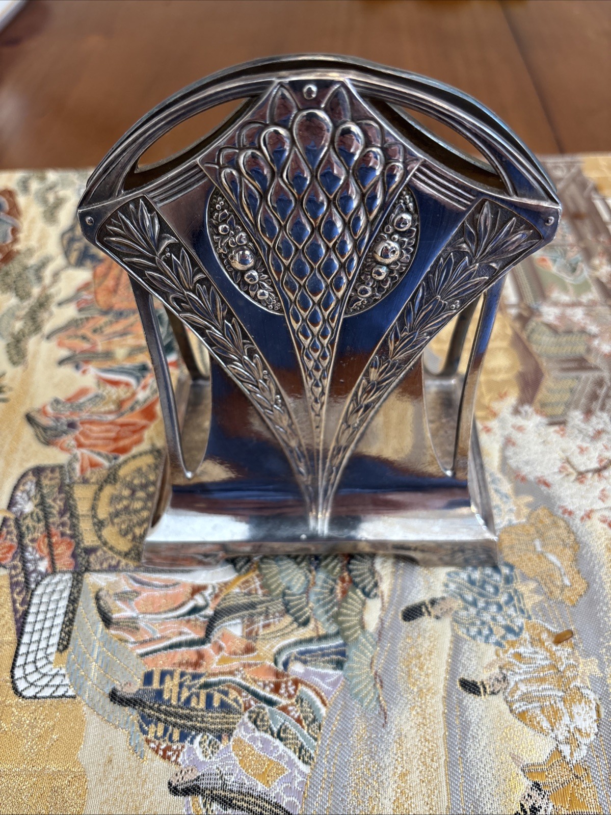 Vintage Art Deco Style 5.5” Silver Plated Napkin Holder W/ Wheat Floral Design