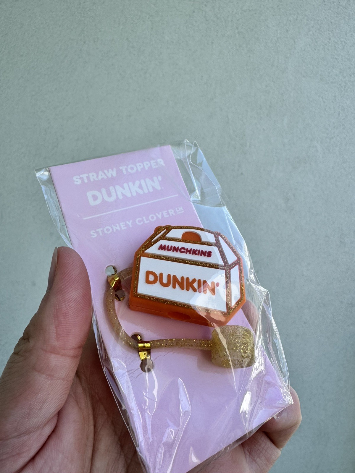 Newly Released Dunkin’ Stoney Clover Ln Straw Topper