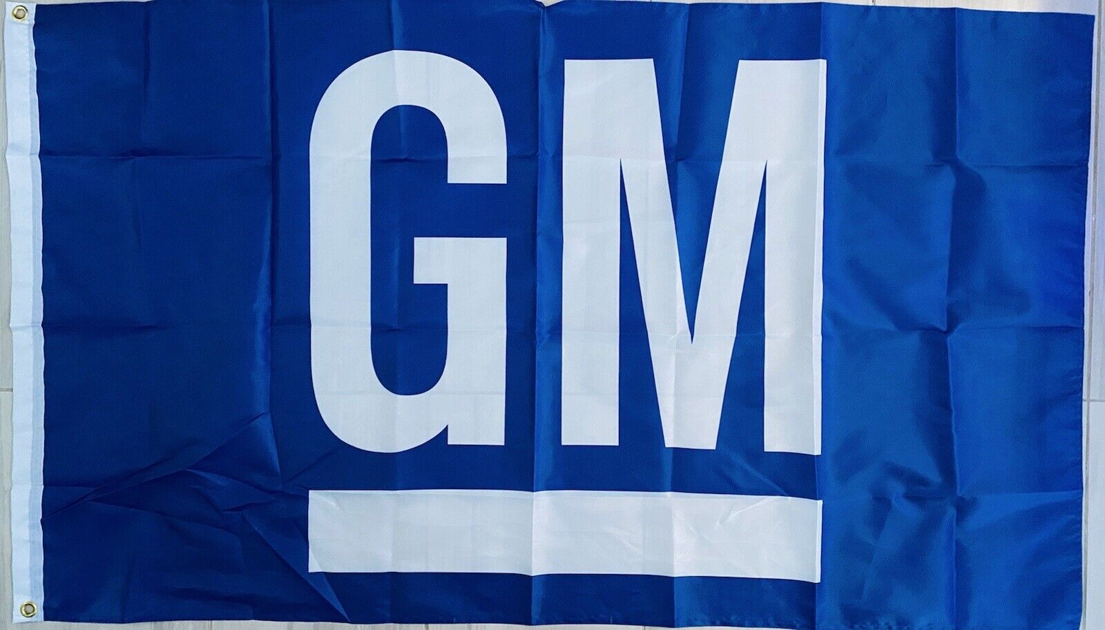 GM GENERAL MOTORS CHEVROLET FLAG BANNER FLAG MAN CAVE GARAGE STOCKS CADILLAC