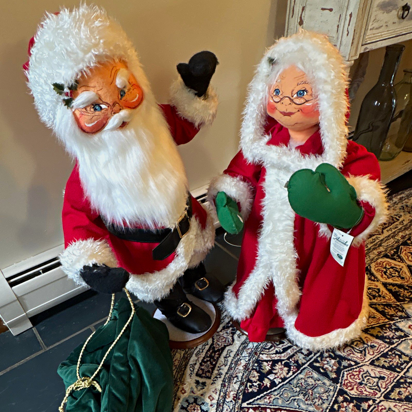 Annalee Classic 30 in Santa & Mrs. Claus Set, Handmade Flocked Fabric 1991
