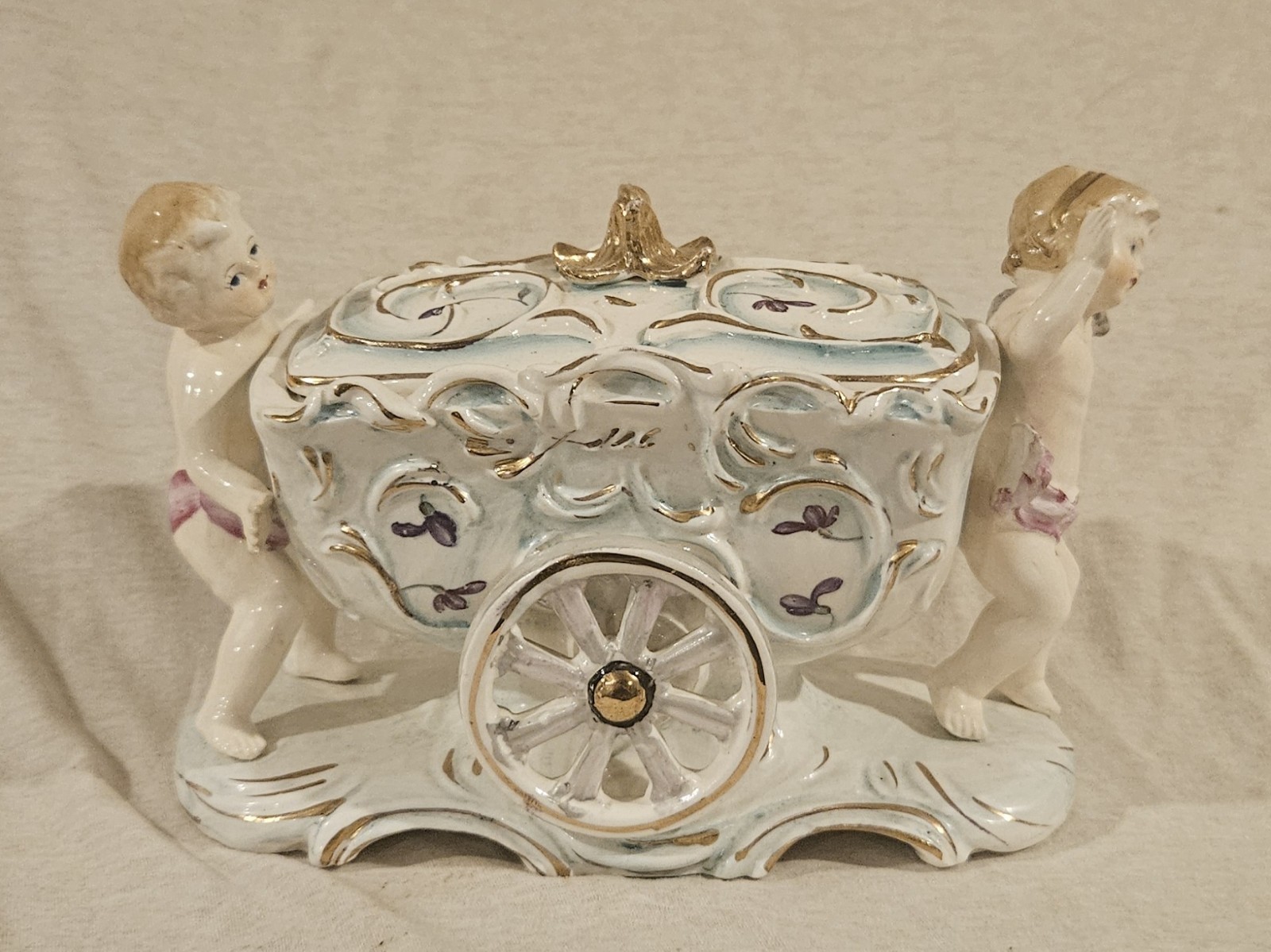 Vintage Royal Sealy Porcelain Chariot Carriage Cart Trinket Candy Covered Dish