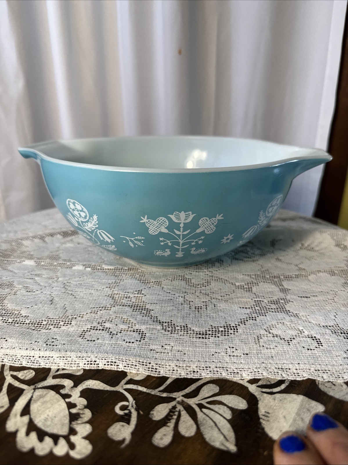 Vintage Pyrex Cinderella Turquoise Needlepoint Pattern Mid-Century Beautiful