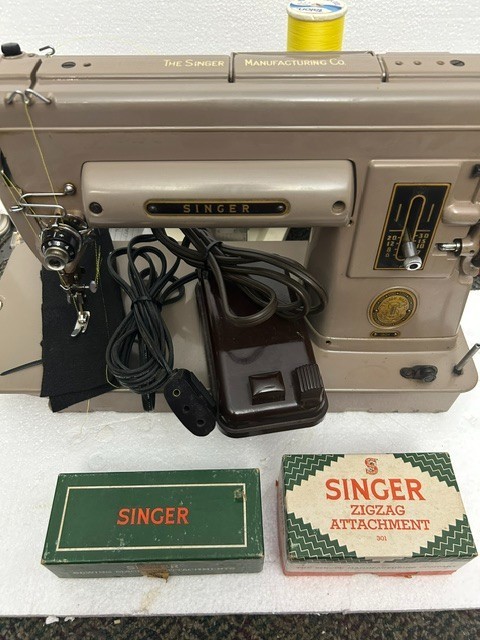 Vintage Singer Sewing Machine Model 301 with Zig Zag Attachment, Feet, Control.