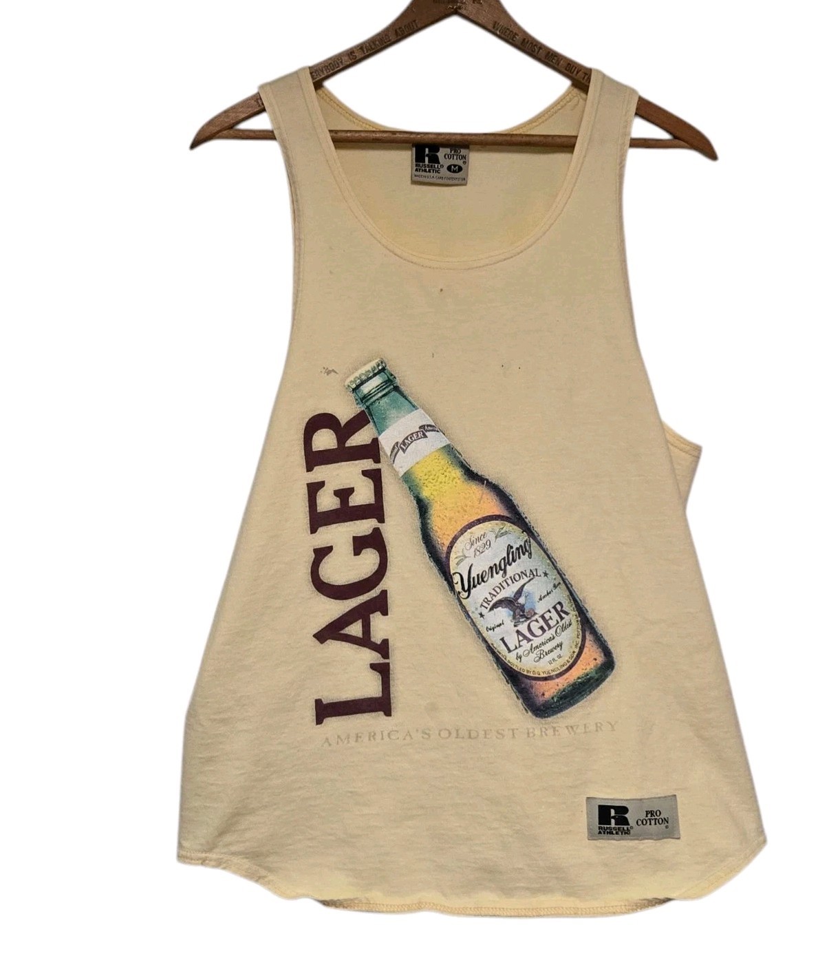 Vintage 1980\'s Yuengling Brewery Tank Top Mens Medium Yellow Beer Bottle READ