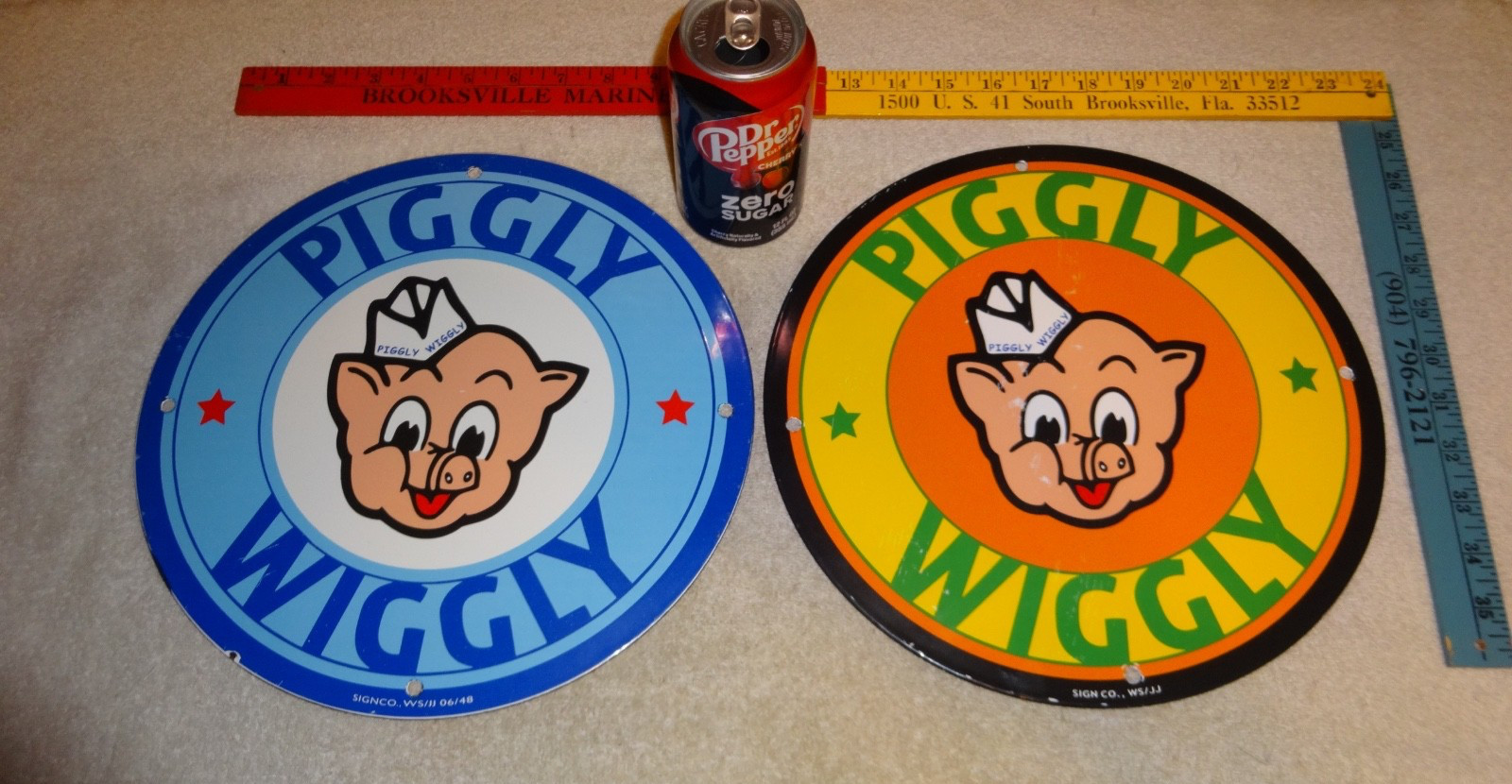 VINTAGE PIGGLY WIGGLY PORCELAIN SIGN LOT OF 2 PIGS 🐖 GROCERY STORE ADVERTISING