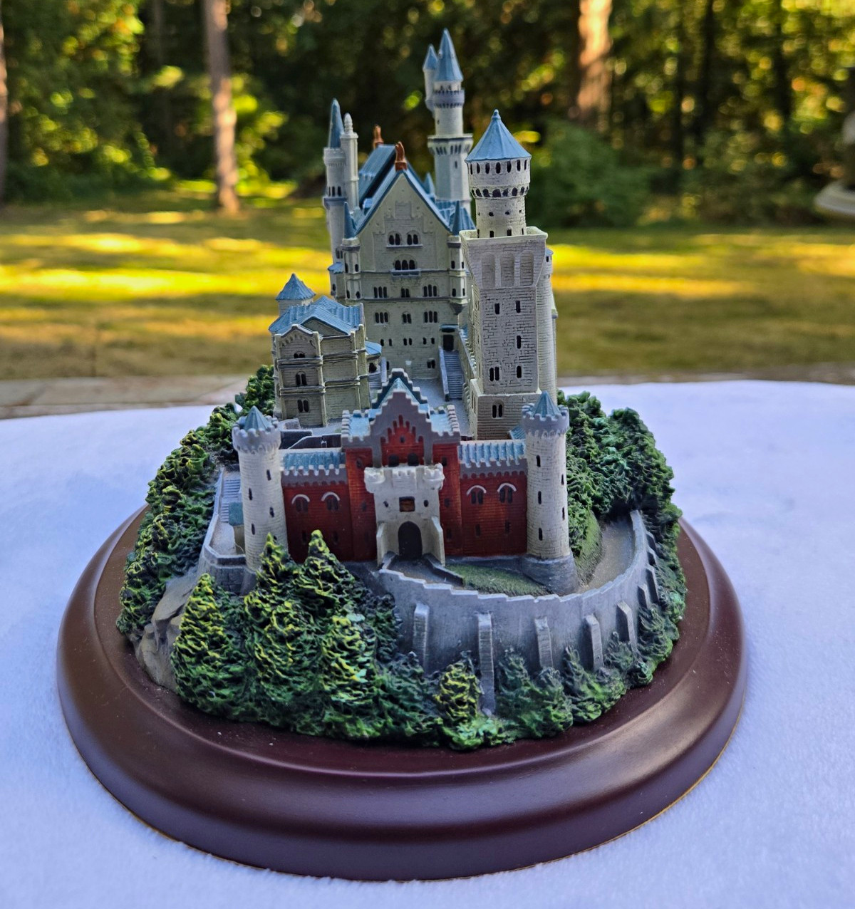 Lenox Great Castles Neuschwanstein Castle Boxed Porcelain Sculpture Hand Painted