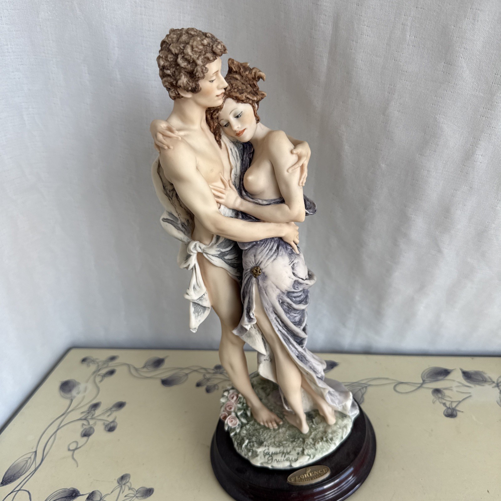 Giuseppe Armani Figurine, Heart and Soul,# 1254F, 1998, 13\ Giuseppe Armani Figurine, Heart and Soul,# 1254F, 1998, 13\