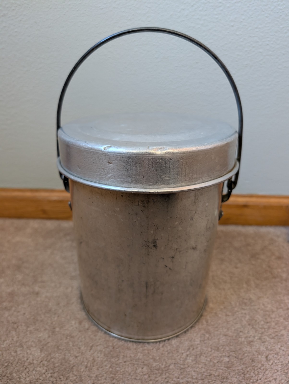 WI Barn Vintage Antique Aluminum Milk/Creamer Can 8 3/4\
